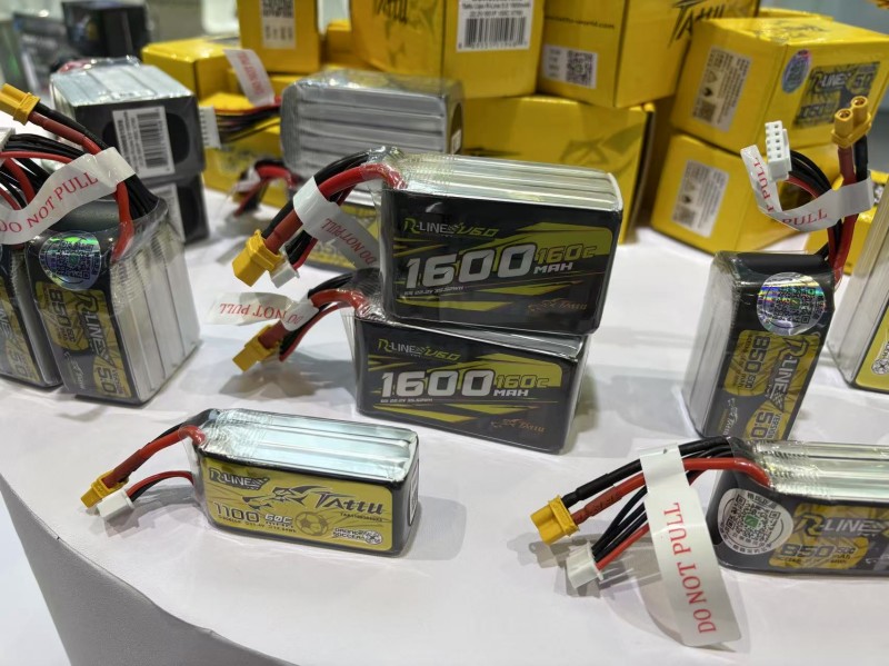 足球無人機電池