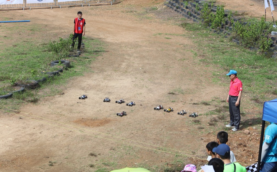 車(chē)模競(jìng)賽